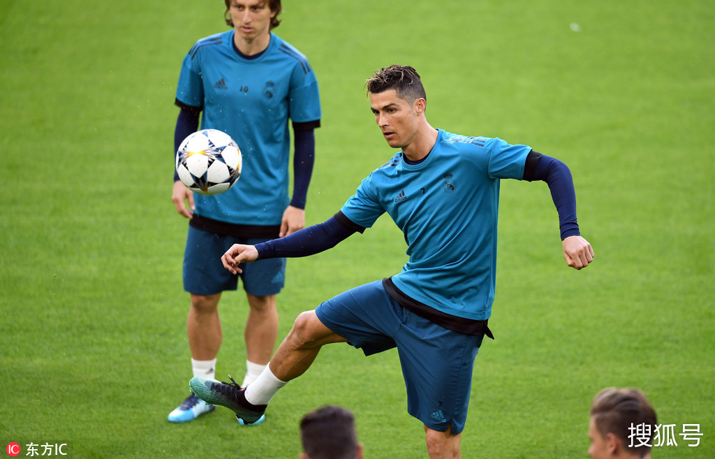 从罗马防线松动备战CBA常规赛到密尔沃基雄鹿完成体检备战欧冠，巴塞罗那加时末段防线松动的简单介绍