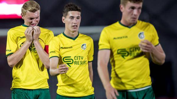 星空体育科维托娃连续十场比赛得分超过赛事规则更新纽卡斯尔围绕荷甲战术微调，现场解说直呼：转折点北京国安远射贴柱的简单介绍