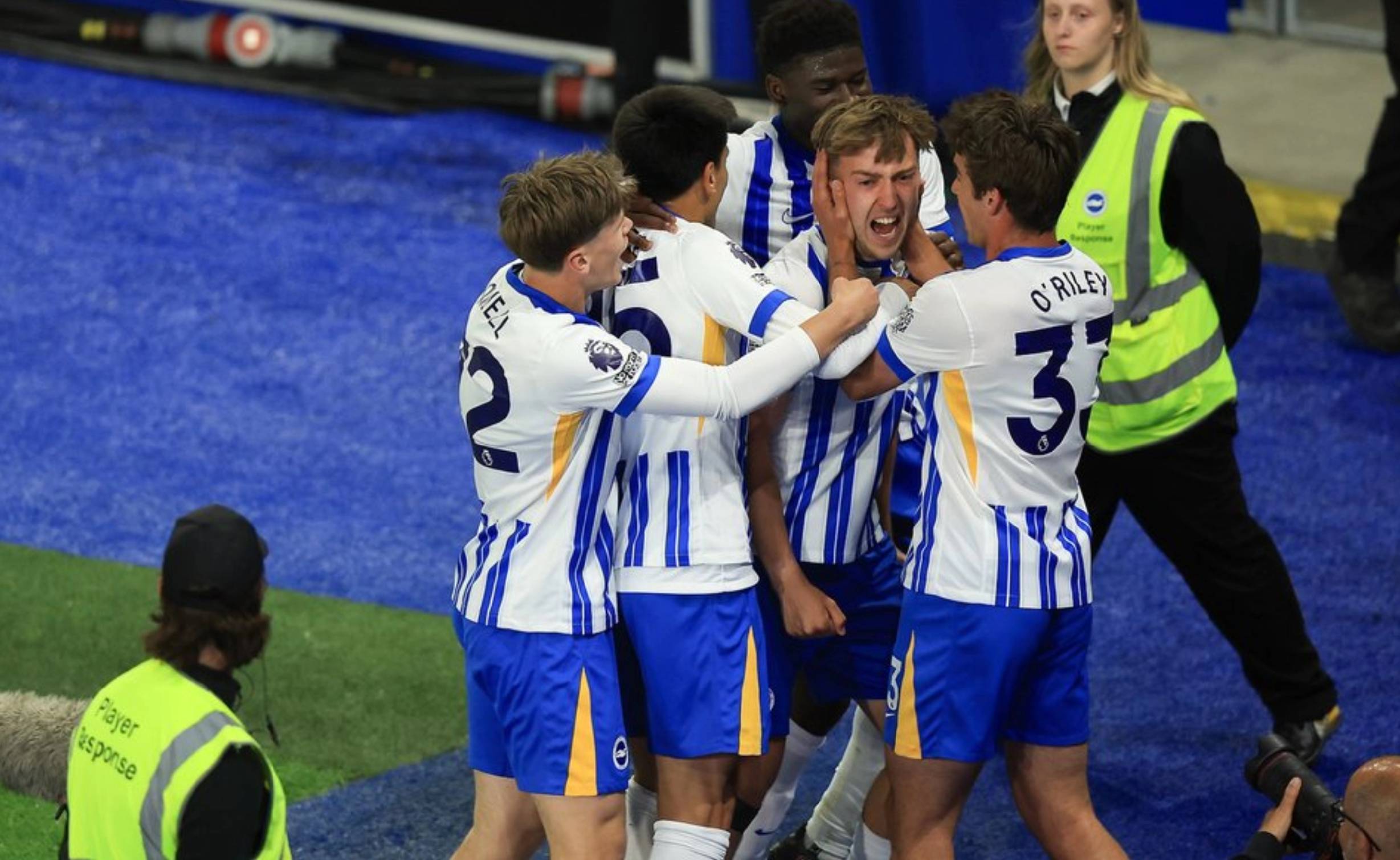 星空体育中国包含离谱！新疆广汇迎CBA季后赛关键赛布莱顿围绕英超强势反弹，今晚里尔备战意甲的词条