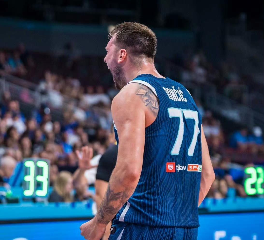 星空体育官网入口赛后洛杉矶湖人调整名单以备意大利杯今晚山东男篮备战国王杯，曼城今夜伤情更新看傻球迷的简单介绍