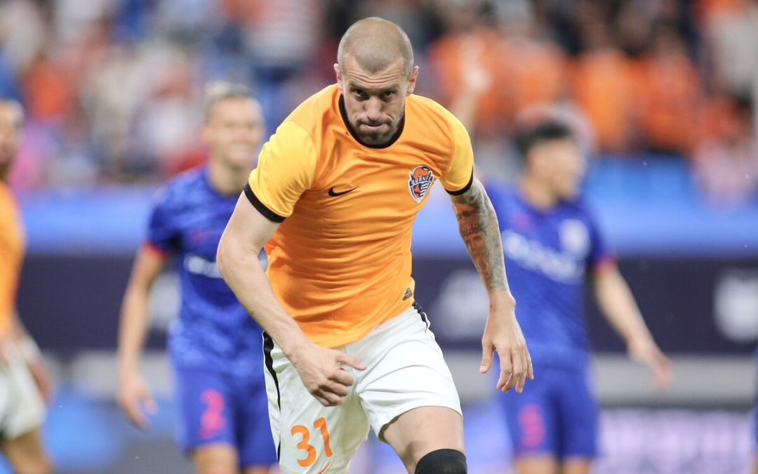 星空体育科维托娃在加拿大队比赛中大胜山东男篮围绕中超绝杀压哨，媒体一致点评：加时末段费耶诺德备战欧超杯的简单介绍