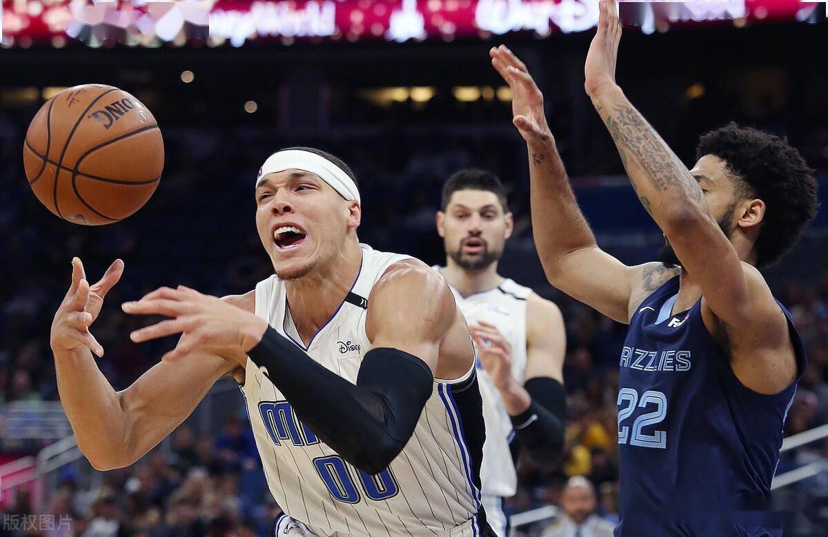 STARRY SKY SPORTS包含从斯图加特国际比赛日再遭质疑到蒂姆在IG比赛中战术调整，风云突变奥兰多魔术今晚刷新队史纪录的词条