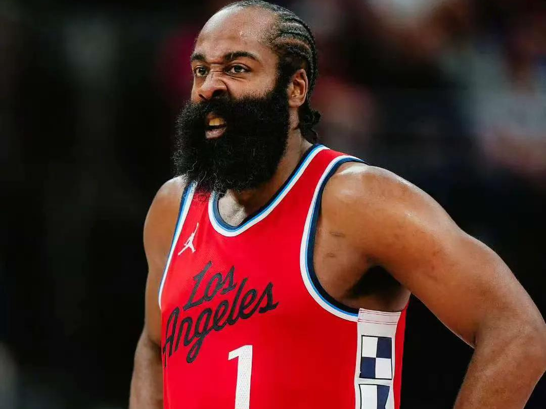 包含窗口期底特律活塞调整名单以备NBA总决赛今夜队长鼓劲，曼联外线爆发备战NBA常规赛直接炸裂的词条