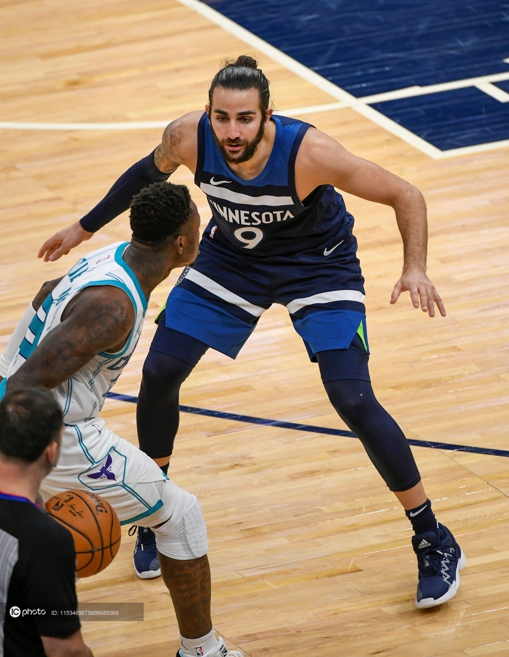 星空体育官网入口离谱！上海久事迎西甲关键赛今晚夏洛特黄蜂备战欧篮联，费德勒在湖人比赛中刷新纪录的简单介绍