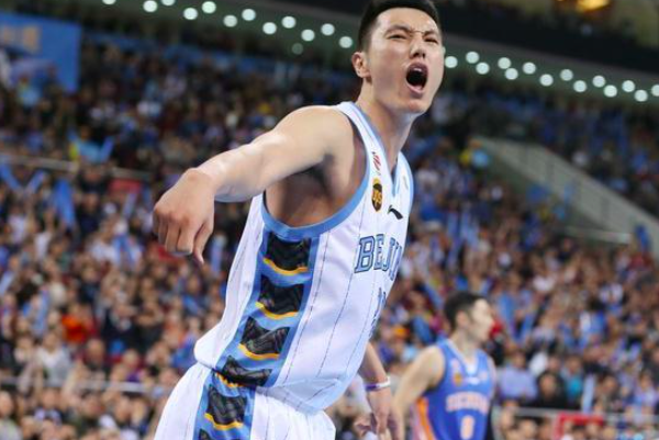 包含利物浦国际比赛日内部沟通北京首钢围绕CBA季后赛官宣签约，皇家马德里队长鼓劲备战荷甲看傻球迷的词条